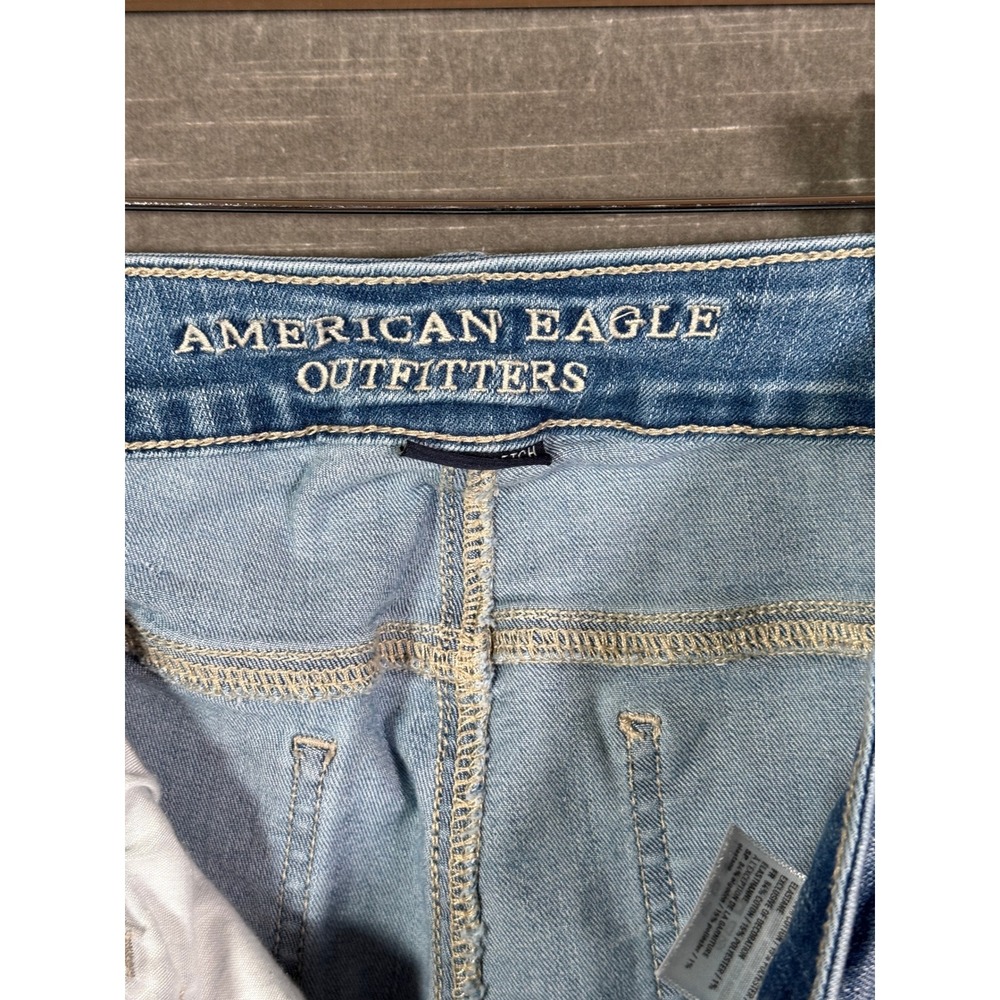 American Eagle Super Low Rise Jegging Light Wash Blue Denim Jeans Size 4 Short - Picture 8 of 16